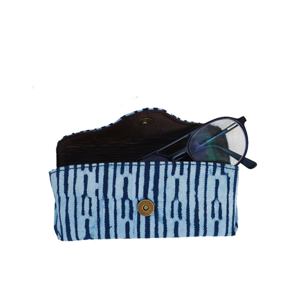 natural and artistic